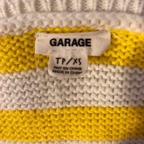 🌻3/26$ Garage striped yellow and white Sweater🌻 - Picture 4 of 4